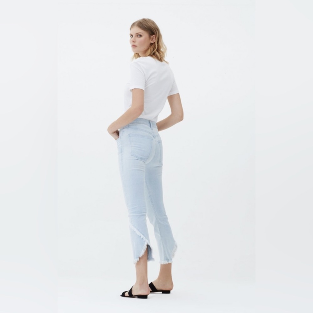 NWOT CITIZENS OF HUMANITY DREW FRAY CROP FLARE - CRYSTAL - 30